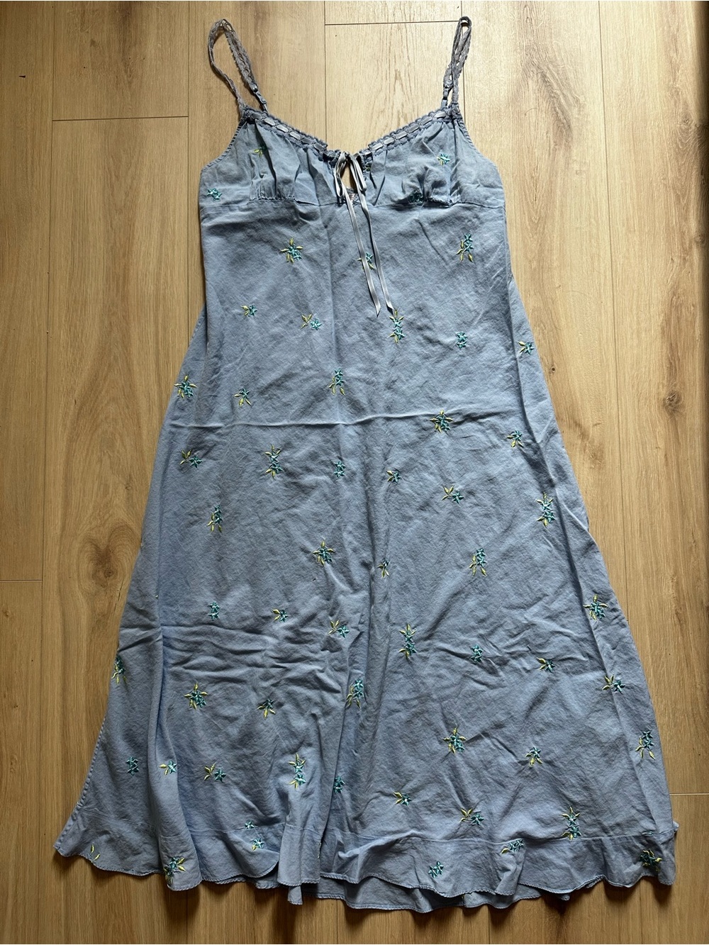 Vintage Y2K Victoria’s Secret Blue Embroidered Cotton Slip Dress Cottagecore L